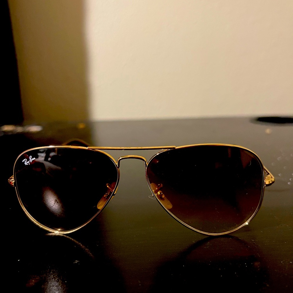 I got the Ray-Band for sale I don’t have the cover for it only used 3 times!